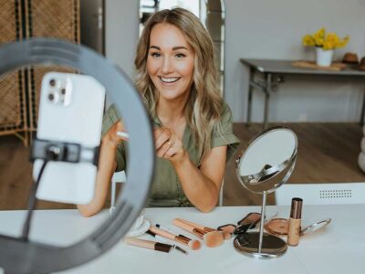 Expense Tracking for Content Creators and Influencers: A Complete Guide